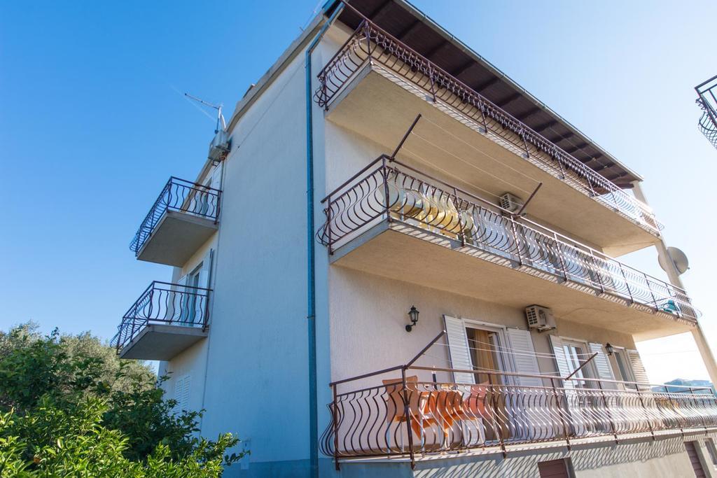 Apartmani Gaube Trogir Exterior foto