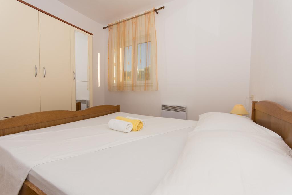 Apartmani Gaube Trogir Exterior foto